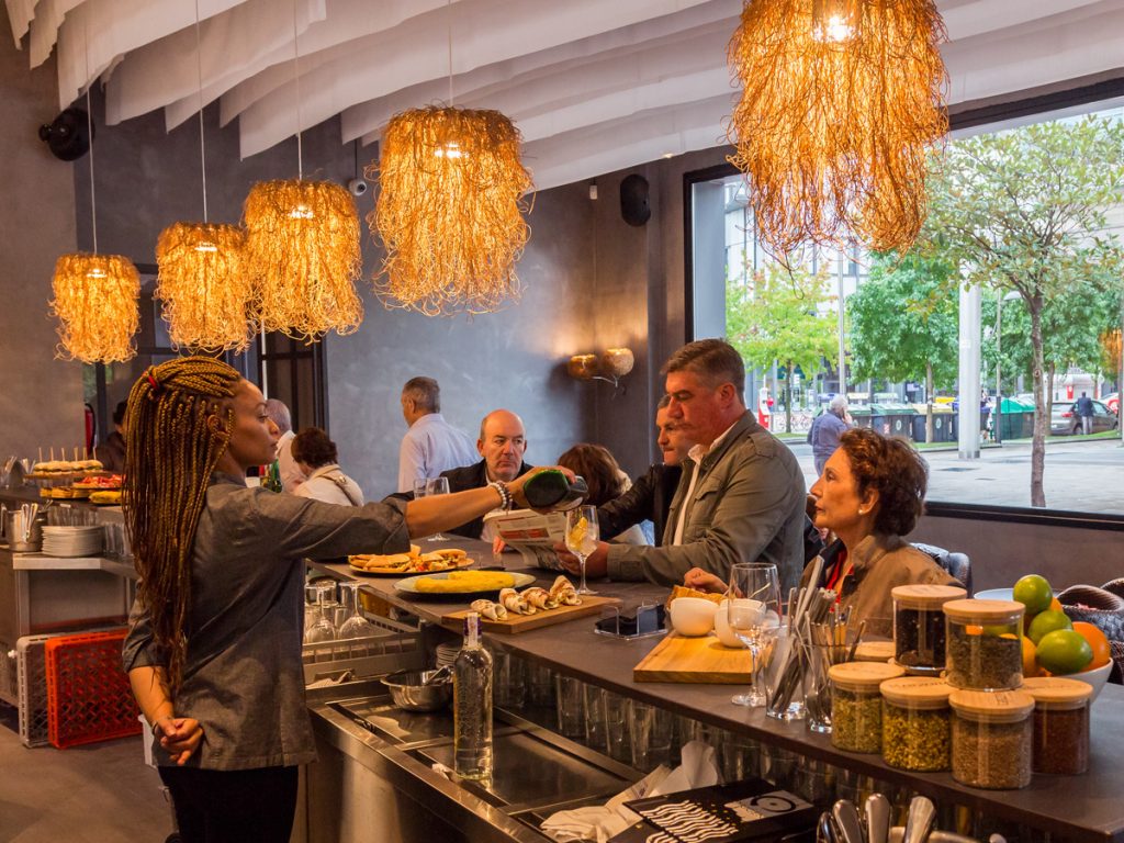 arturo-alvarez-projects-restaurante-origen-bilbao-caos-pendant-lamp-02